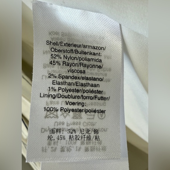 DKNY Black and White Pin Striped Single Breasted Blazer Size 8 NWOT - Picture 3 of 5